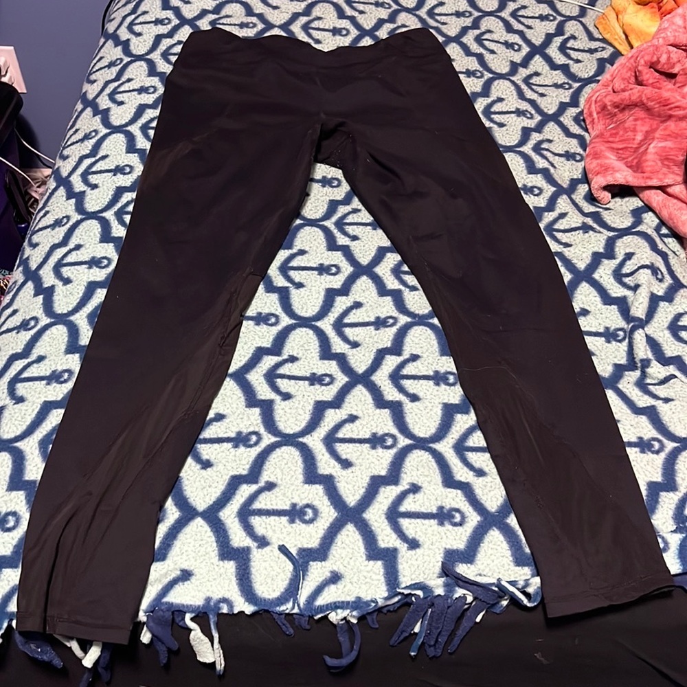 Garage Mesh Cut Out Athletic Leggings